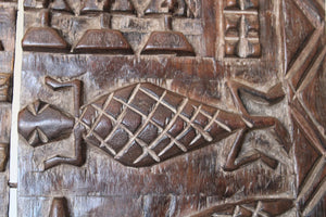 Dogon barn door
