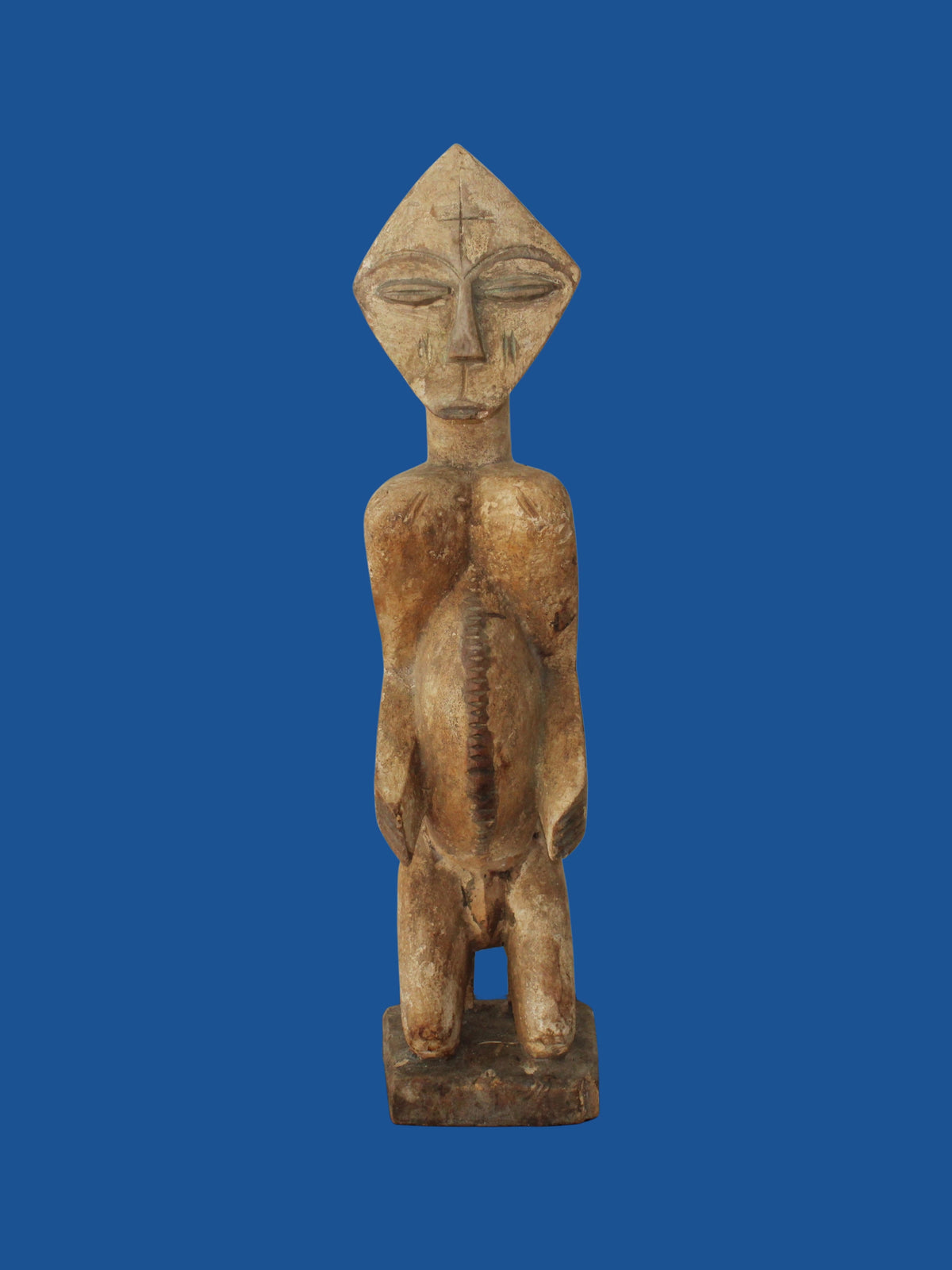 Lega Iginga Statue