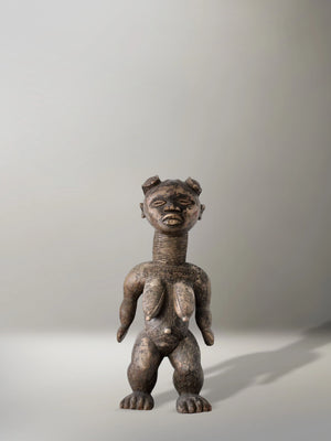 Female Figure Dan Lü Mä